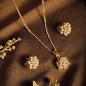 luxe floral cluster set